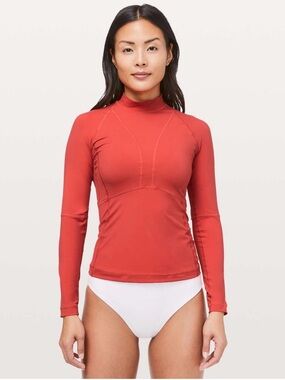 Lululemon Beach Break Rashguard
Poppy Coral